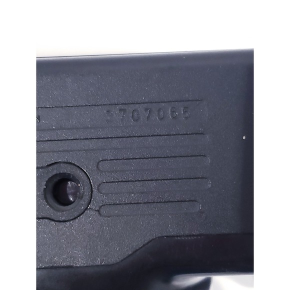 Canon EOS Rebel S 35mm SLR Film Camera Body Only - Works - Picture 8 of 8